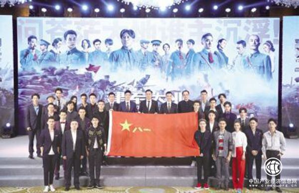 劉偉強(qiáng)：拍攝《建軍大業(yè)》，用了一年半的時(shí)間去了解史料