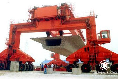 中國重工全方位轉(zhuǎn)型 實(shí)現(xiàn)“多條腿”走路