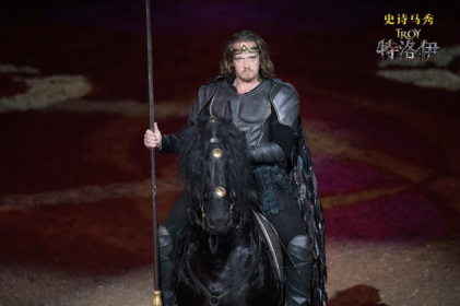 史詩(shī)馬秀《特洛伊》:名馬待遇奢華 只為表演高水準(zhǔn)