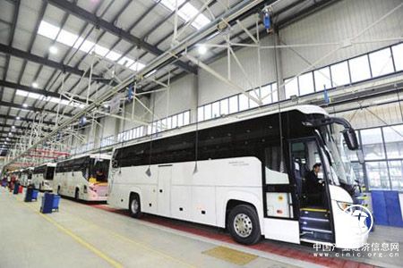 海格客車獲評(píng)工信部兩化融合管理體系示范企業(yè)