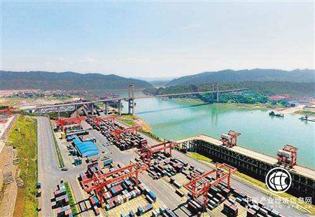 重慶外貿(mào)“韌性與實(shí)力”的制度創(chuàng)新密碼