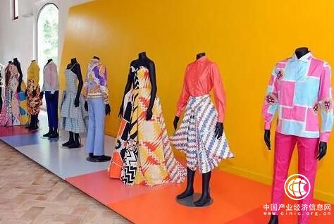 服裝行業(yè)借力“雙11”進(jìn)入“新戰(zhàn)場”　顧客體驗(yàn)成為重要一環(huán)