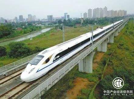 西部將現(xiàn)產(chǎn)業(yè)融合大潮 “西三角”構(gòu)想邁出現(xiàn)實步伐