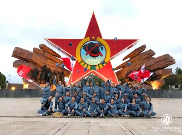 民投金服攜手呱呱車貸瑞金學習，吹響2018年新征程號角