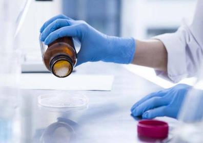 醫(yī)藥主題基金水漲船高，創(chuàng)新藥技術與醫(yī)藥板塊性價比優(yōu)勢明顯