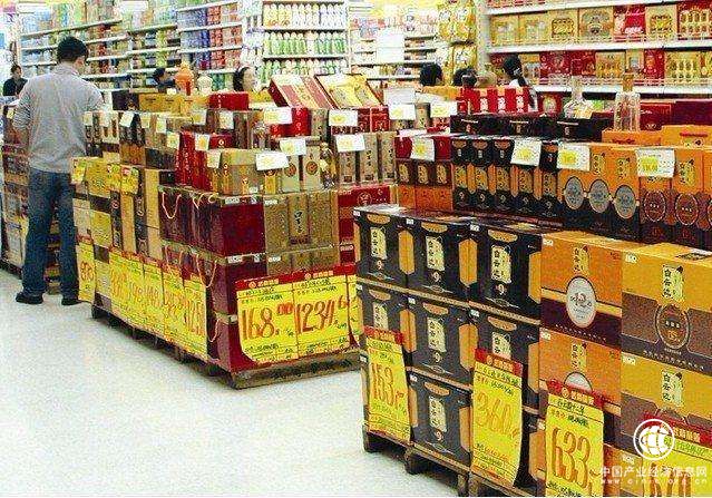 大量資金涌入白酒市場(chǎng)，白酒行業(yè)再遇“黃金十年”？