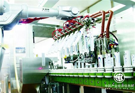 隆力奇：讓世界了解中國(guó)“智”造