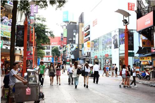 商務(wù)部：我國將繼續(xù)推動(dòng)步行街改造升級(jí)