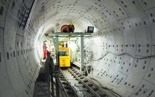 我國(guó)首個(gè)盾構(gòu)工程專(zhuān)家?guī)煸诰┏闪?></a></div><!-- img end -->	<div   id=