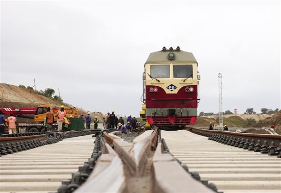 商務(wù)部：我國(guó)對(duì)非投資存量超1000億美元