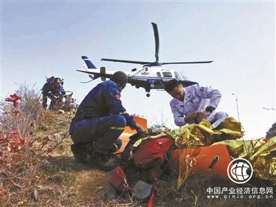 為救墜崖驢友警方啟用直升機 專家：驢友應繳納費用