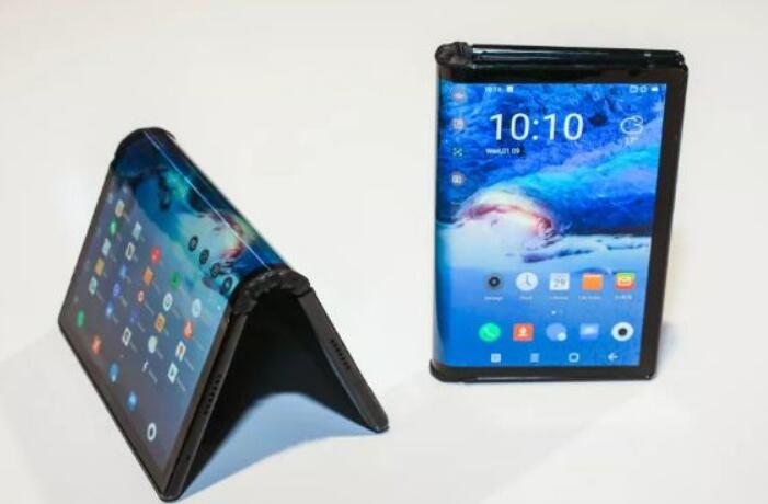 折疊手機(jī)先后發(fā)布 或構(gòu)建未來(lái)行業(yè)新局面