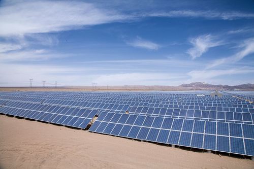 充分發(fā)揮電力“穩(wěn)定器”作用 內(nèi)蒙古在運(yùn)新型儲(chǔ)能裝機(jī)規(guī)模達(dá)963萬千瓦