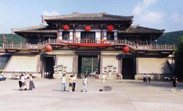 江蘇無錫影視基地：講好文化故事升級游客體驗(yàn)