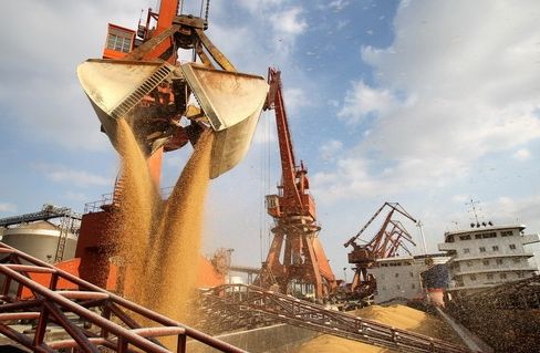 進(jìn)口大豆供應(yīng)有保障 豆粕短期漲價(jià)難持續(xù)