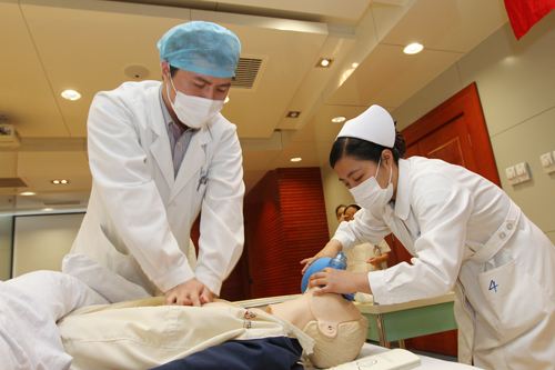 全國第六次衛(wèi)生服務統(tǒng)計調查顯示 九成家庭15分鐘內能到達最近醫(yī)療點