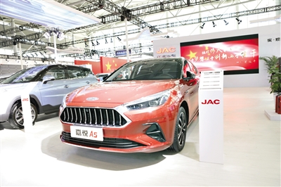 江淮汽車推動(dòng)全產(chǎn)業(yè)高質(zhì)量轉(zhuǎn)型升級(jí)