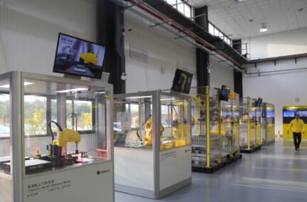 世界工業(yè)機(jī)器人巨頭搶灘武漢，超級智能工廠來啦！