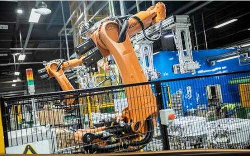 美的“智能制造”升級(jí)布局，攜手蘇寧邁入洗衣機(jī)定制新時(shí)代