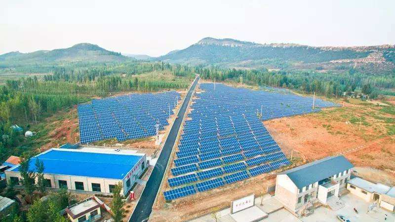 山東：光伏精準(zhǔn)扶貧送20多萬戶貧困群眾“陽光存折”