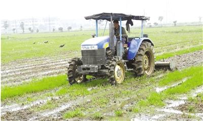 各地農(nóng)村在抓疫情防控同時搶抓農(nóng)時穩(wěn)產(chǎn)保供耕作忙