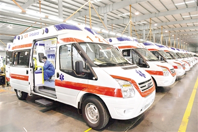 工信部促產(chǎn)保供 2000輛負(fù)壓救護(hù)車投入抗疫戰(zhàn)
