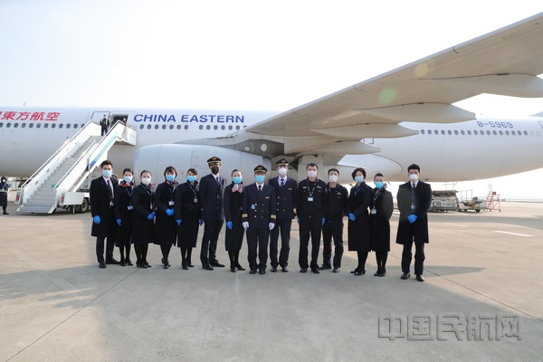 助力復(fù)產(chǎn)復(fù)工 東航定制包機1天內(nèi)收到近60班需求