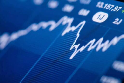 公司債發(fā)行達1.96萬億元 評級行業(yè)有望重塑