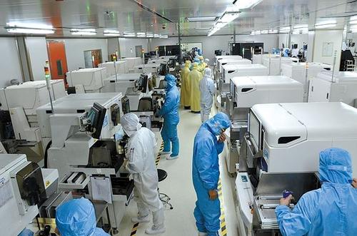 聯(lián)想工廠復(fù)工加速度：神秘b方案與智能制造“鐵三角”