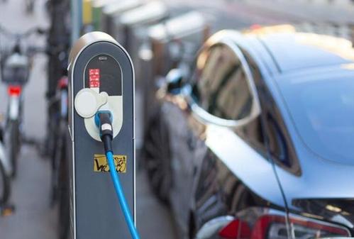 廣州購(gòu)買(mǎi)新能源每車1萬(wàn)元補(bǔ)貼