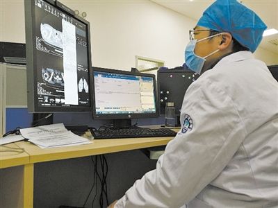 切換“戰(zhàn)場”，中國高科技助力海外防疫