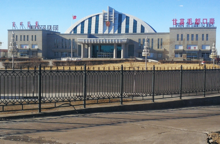 甘其毛都口岸進(jìn)出口貨運量環(huán)比增長2.02倍