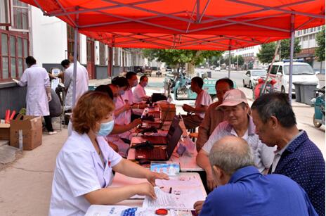 山東諸城石橋子鎮(zhèn)：家庭醫(yī)生簽約進社區(qū)