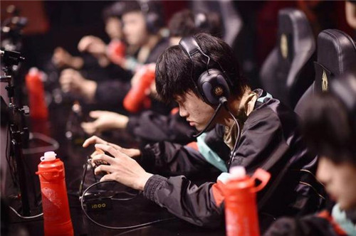 挺過疫情沖擊，中國電競行業(yè)為啥更紅火了？