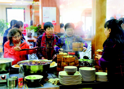 “開店的目的，是不想開店” 國民美食沙縣小吃的現(xiàn)代化“闖關(guān)”