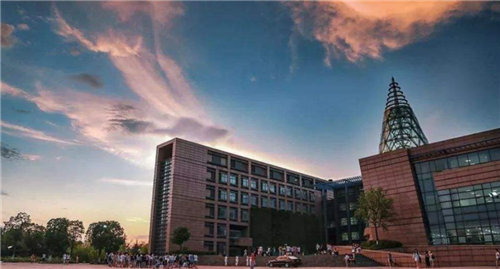 中科曙光與浙大城市學(xué)院戰(zhàn)略簽約，校企優(yōu)勢整合