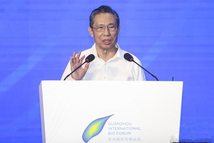鐘南山：冀縮短生物醫(yī)藥領(lǐng)域?qū)嶒?yàn)室樣品到產(chǎn)業(yè)化過程