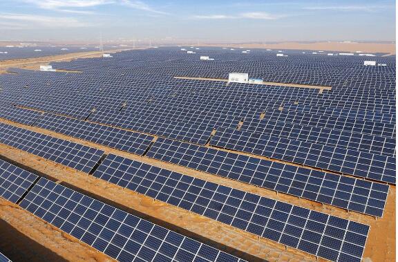 工信部等六部門：到2027年光伏組件綠色生產(chǎn)水平進一步提高，再生材料使用比例有效提升