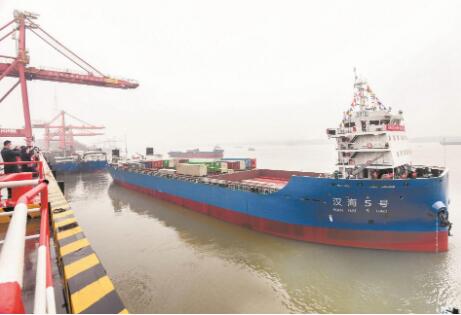 鞏固優(yōu)勢 10月我國集裝箱船新單量繼續(xù)回升