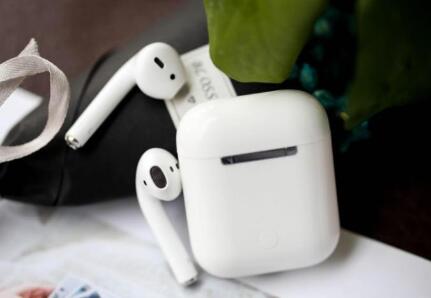 2020中國無線耳機(jī)市場出貨量達(dá)9610萬臺，手機(jī)廠商占比近四成