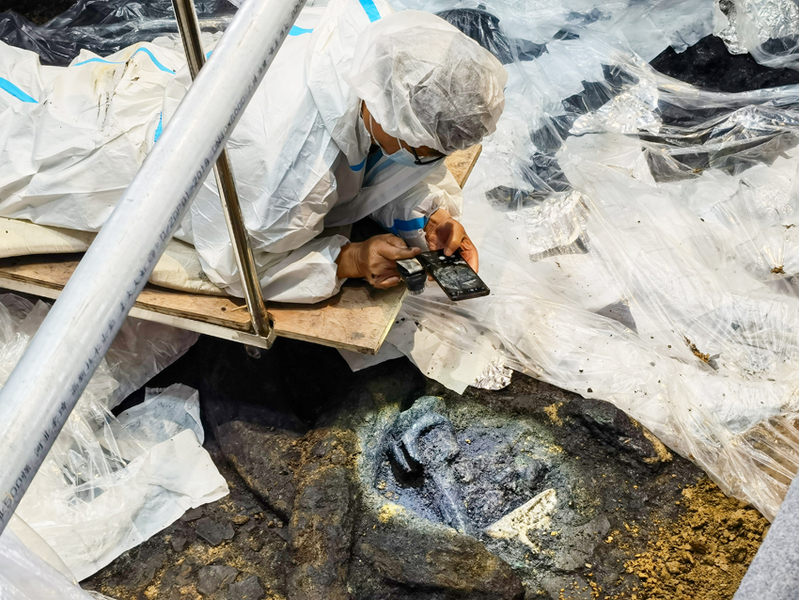 走進(jìn)遺址上的智慧實(shí)驗(yàn)室丨三星堆“考古方艙”探營記