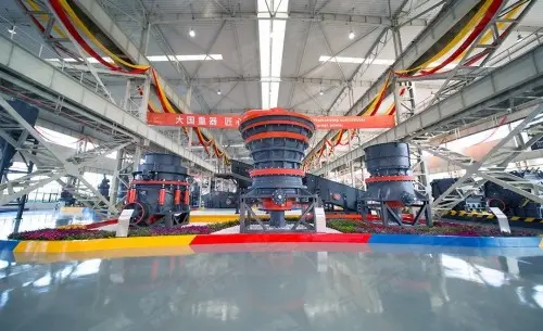 世邦集團(tuán)獲“綠色礦山突出貢獻(xiàn)單位”稱號(hào)