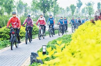 汽車、餐飲、旅游等消費回暖明顯 6月份消費“轉(zhuǎn)正”