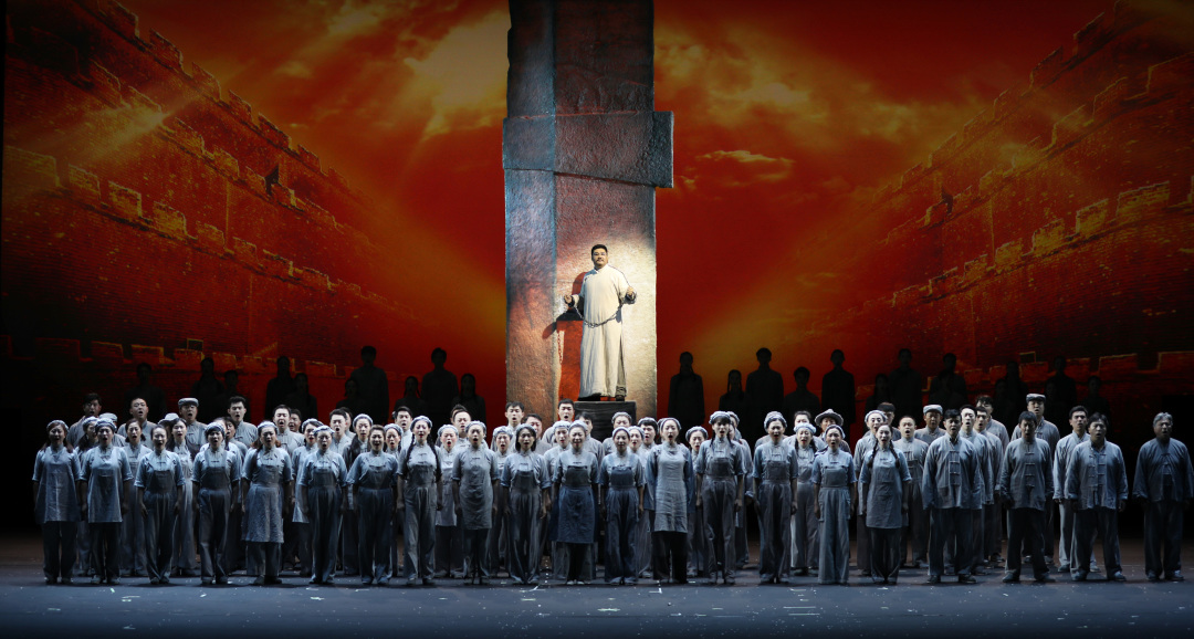 追尋黨的百年奮斗足跡，展現(xiàn)文藝工作者的使命擔(dān)當(dāng)