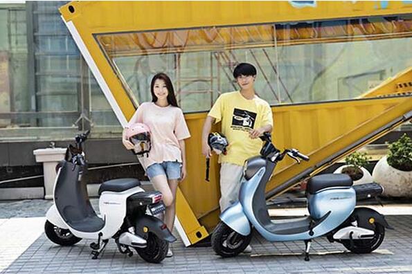 智能電動車成開學(xué)季新寵 哈啰電動車發(fā)布數(shù)據(jù)消費(fèi)指南