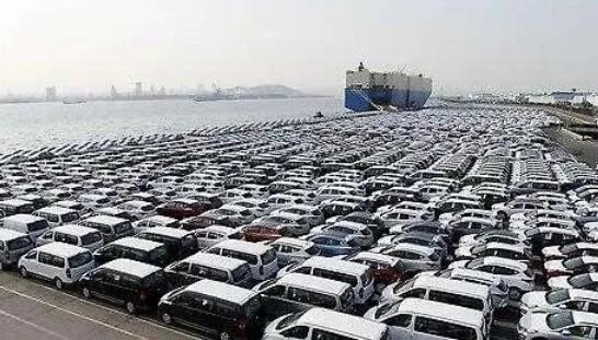 產(chǎn)業(yè)體系完整 比較優(yōu)勢(shì)明顯 前八月我國(guó)汽車(chē)出口額翻倍