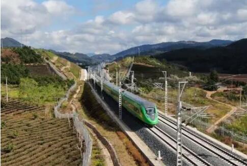 中老鐵路助力沿線經(jīng)濟(jì)社會發(fā)展