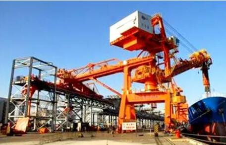 大連華銳重工卸船機(jī)出口印尼
