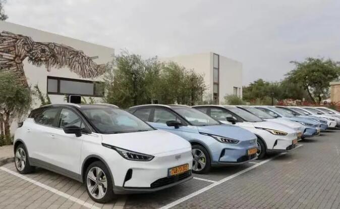 中國(guó)電動(dòng)汽車駛?cè)胍陨写蠼中∠?></a></div><!-- img end -->	<div   id=