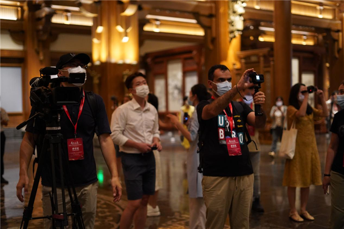 “走讀山東”外國友人感知體驗(yàn)參訪活動(dòng)走進(jìn)尼山圣境